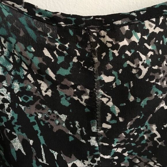 ARITZIA Wilfred Sleeveless Under Silk Camisole Tank Top Print Black Grey XS - Picture 7 of 7